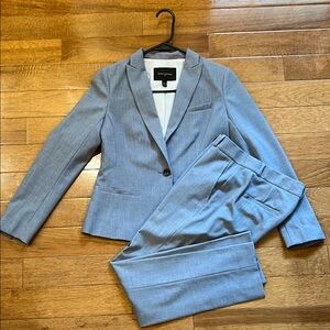 Women’s 0P Suit by Banana Republic
